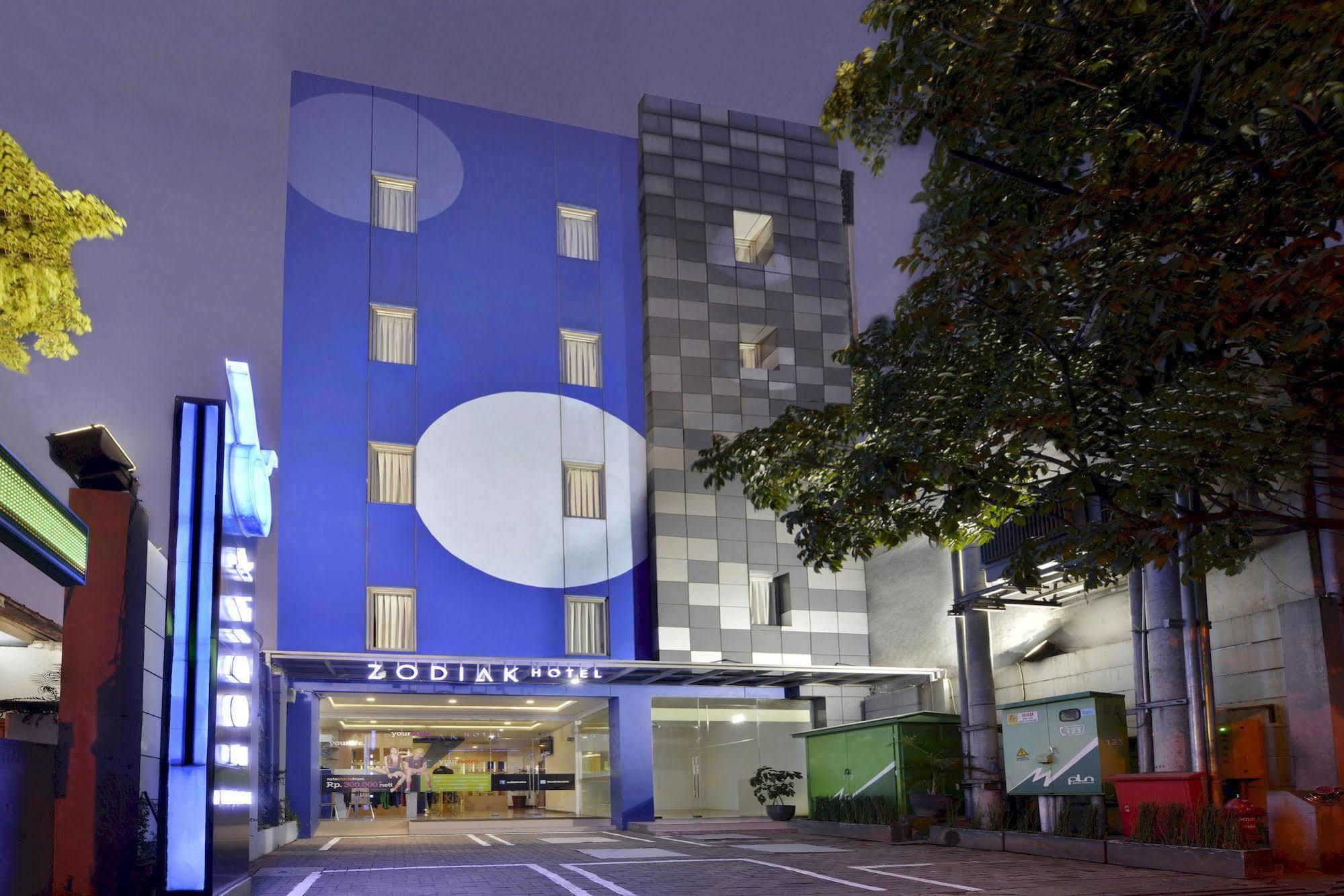 Zodiak Paskal By Kagum Hotels Bandung Exterior foto